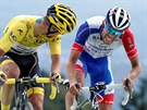 Julian Alaphilippe ve lutém a Thibaut Pinot v esté etap Tour de France.