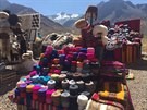 Peru, trh pod Machu Picchu