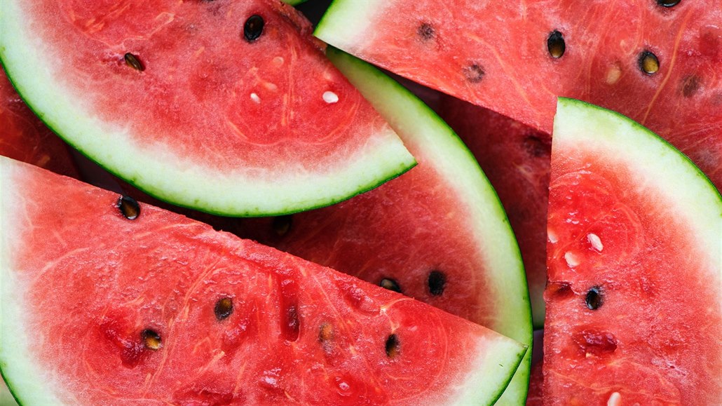 Vodní meloun je zdraví prosp�ný, obsahuje d�le�ité vitamíny a minerály. 