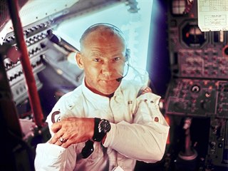 Americký vojenský pilot a astronaut Buzz Aldrin byl druhým člověkem, který...