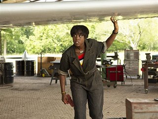 Britská herečka Lashana Lynchová ve filmu Captain Marvel