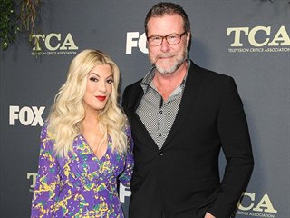 Dean McDermott a Tori Spellingová (Los Angeles, 6. února 2019)