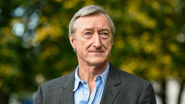 Spisovatel Julian Barnes (2015)