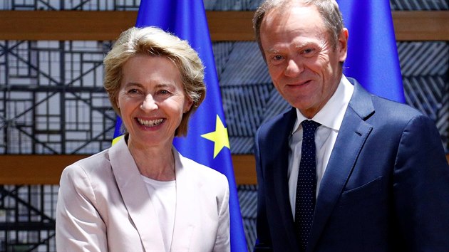 Nmeck ministryn obrany a kandidtka na pedsedkyni Evropsk komise Ursula von der Leyenov s pedsedou Evropsk rady Donaldem Tuskem v Bruselu (4. ervence 2019)