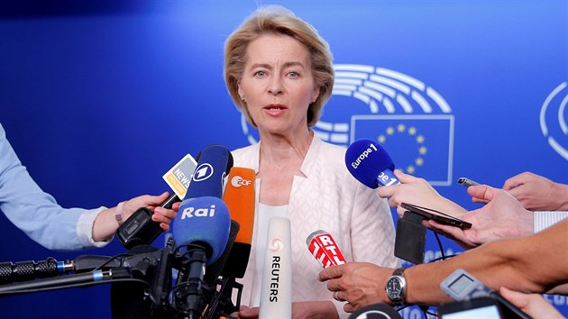 Německá ministryně obrany a kandidátka na předsedkyni Evropské komise Ursula von der Leyenová v Evropském parlamentu ve Štrasburku (3. července 2019)