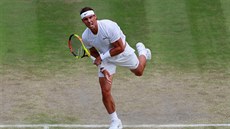 Rafael Nadal bhem tvrtfinále Wimbledonu