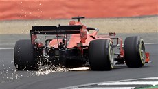 Sebastian Vettel z Ferrari bhem kvalifikace na Velkou cenu Británie.