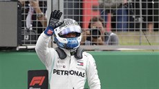 Valtteri Bottas z Mercedesu bhem kvalifikace na Velkou cenu Británie.