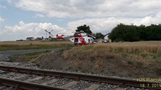 Pi sráce vlaku s osobním autem u Nýan na Plzesku se ván zranili dva mui....