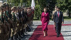 Slovenská prezidentka Zuzana aputová se bhem návtvy Maarska sela v...