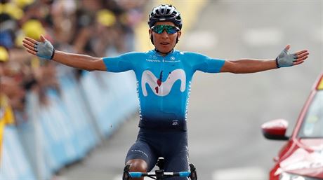 TRIUMF V KRLOVSK ETAP. Nairo Quintana vldl osmnct etap s Izoardem a...