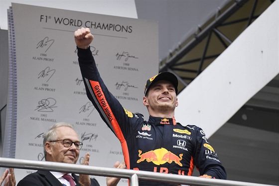 Max Verstappen z Red Bullu slaví vítězství Velké ceny Německa.