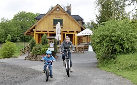 V PÍROD. Bývalá mistryn svta v cyklistice na dráze Lada Usnulová si...