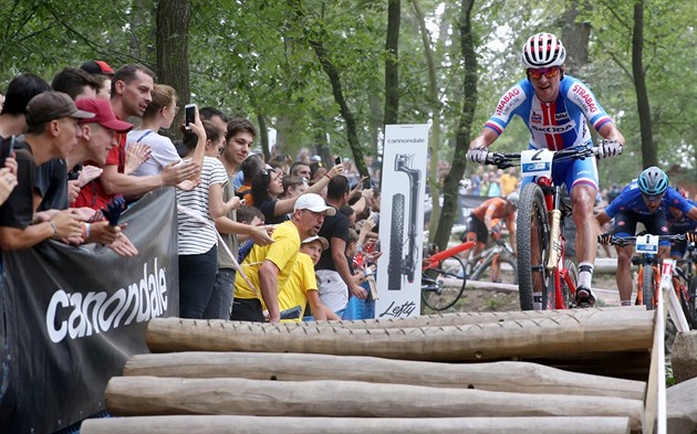 Biker Cink byl v short tracku na MS dvanáctý, titul obhájil Gaze