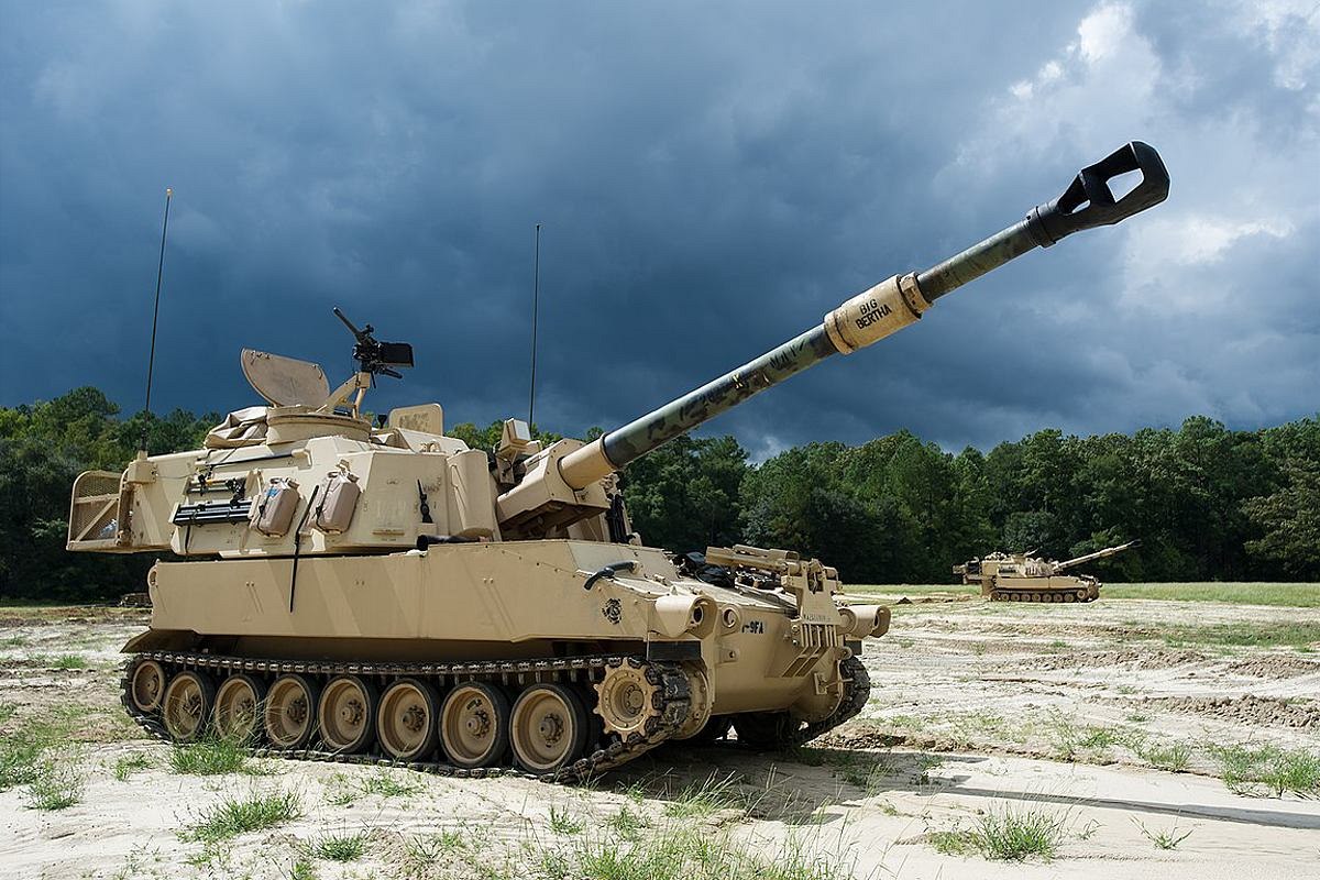 Americká samohybná houfnice M109