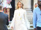Céline Dionová na p�ehlídce haute couture kolekce Valentino (Pa�í�, 2. �ervence...