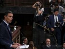 panlský doasný premiér Pedro Sánchez se snaí v parlamentu pesvdit...