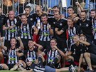 Českobudějovičtí fotbalisté se radují z výhry nad Slováckem.