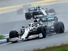 Lewis Hamilton ze stáje Mercedes bhem závodu v nmeckém Hockenhiemringu na...