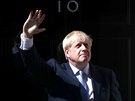 Nový britský premiér Boris Johnson ped svým oficiálním sídlem (24. ervence...