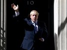 Nový britský premiér Boris Johnson ped svým oficiálním sídlem (24. ervence...