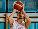 Viktor Plpán na tréninku eských basketbalist