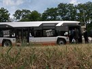 Hybridn autobus Solaris Urbino na obratiti elivskho prvn den testovacho...