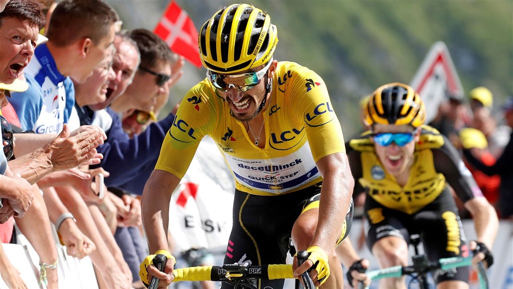 Julian Alaphilippe dojídí na Tourmalet pi Tour de France 2019.