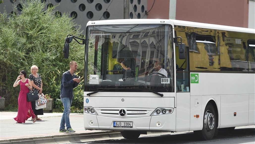 Od prvního září se změní na žádost starostů deset autobusových linek Dopravní společnosti Ústeckého kraje.