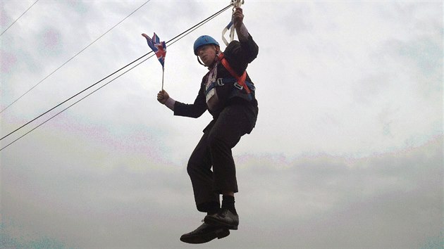 Starosta Londna Boris Johnson uvzl uprosted lanov drhy.