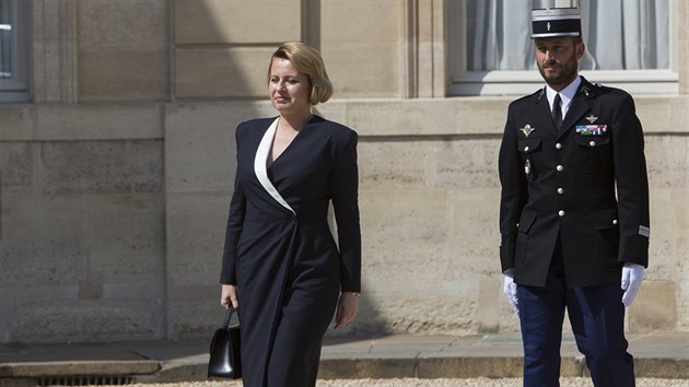 Slovensk prezidentka Zuzana aputov ve Francii m na setkn s prezidentem Emmanuelem Macronem. (24.7. 2019)