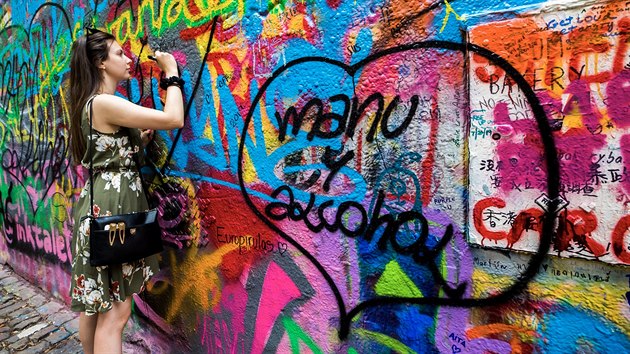 Lennonova zeď na pražské Kampě (18. července 2019)