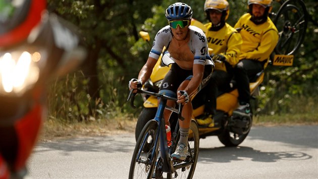 Italsk cyklista Matteo Trentin bhem 17. etapy Tour de France.