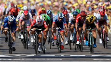 Caleb Ewan slaví jako první spurter na letoní Tour de France ovládl dv...