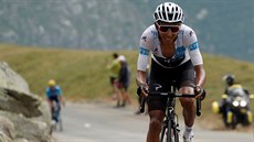 Kolumbijský cyklista Egan Bernal zaútočil při výšlapu na Iseran, nejvyšší bod...