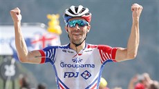 Francouzský cyklista Thibaut Pinot se raduje z vítzství ve 14. etap Tour de...