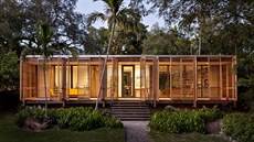 Architekti Jacob a Melissa Brillhartovi si v reziden�ní �tvrti v Miami ve...