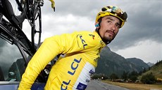 Nepíli nadený Julian Alaphilippe po peruení 19. etapy Tour de France.
