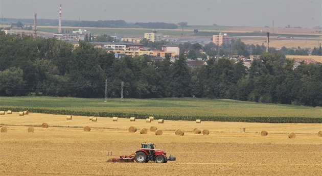 Schodek agrárního obchodu se do května zvýšil o čtvrtinu, vyváží se obilí