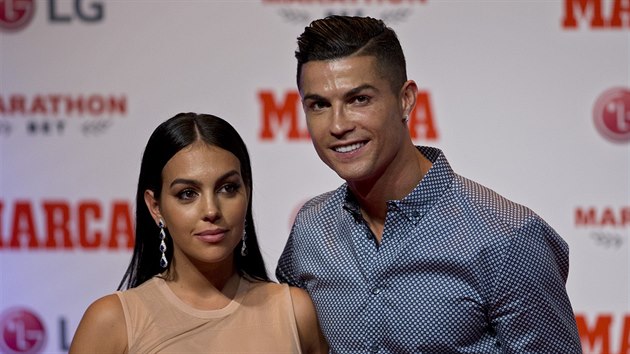 Georgina Rodriguezov a Cristiano Ronaldo (Madrid, 29. ervence 2019)