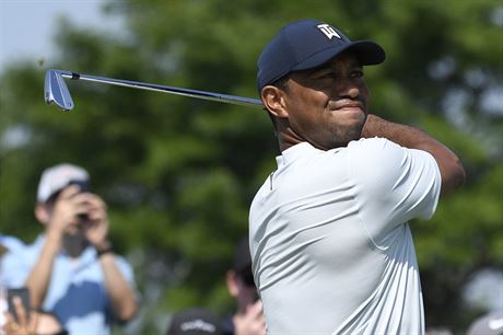 Tiger Woods v úvodním kole na  turnaji Northern Trust v Jersey City