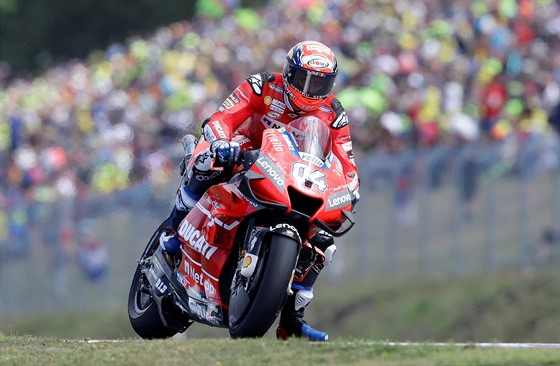 Andrea Dovizioso z týmu Ducati během závodu MotoGP v Brně.