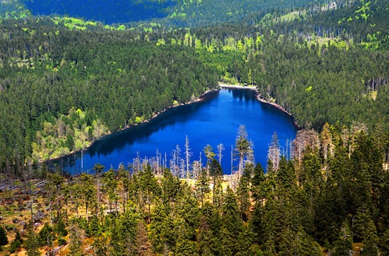 erné jezero na umav