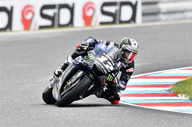 Maverick Vi&#241;ales z týmu Monster Energy Yamaha bhem kvalifikace na MotoGP...