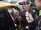 Prominentní opoziní aktivistka Ljubov Sobolová byla zatena, kdy se chtla...