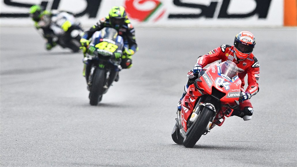 Jezdec Ducati Team Andrea Dovizioso během kvalifikace MotoGP v Brně.