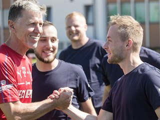 Reportér MF DNES David Čermák a reprezentační kouč Jaroslav Šilhavý na...