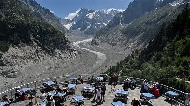 Ledovec Mer de Glace ustoup kad rok o destky metr (erven 2019)