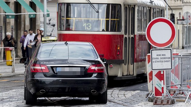 Kiovatka I. P. Pavlova, kde idii ignoruj zkaz vjezdu. (1. 8. 2019)