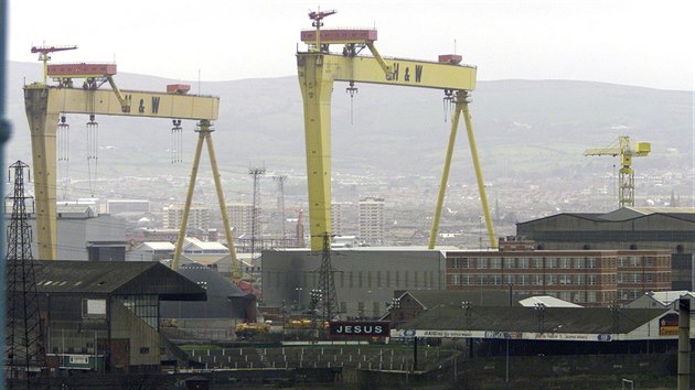 Lodnice Harland and Wolff (H&W), v tto firm vznikl i nechvaln proslul TItanic